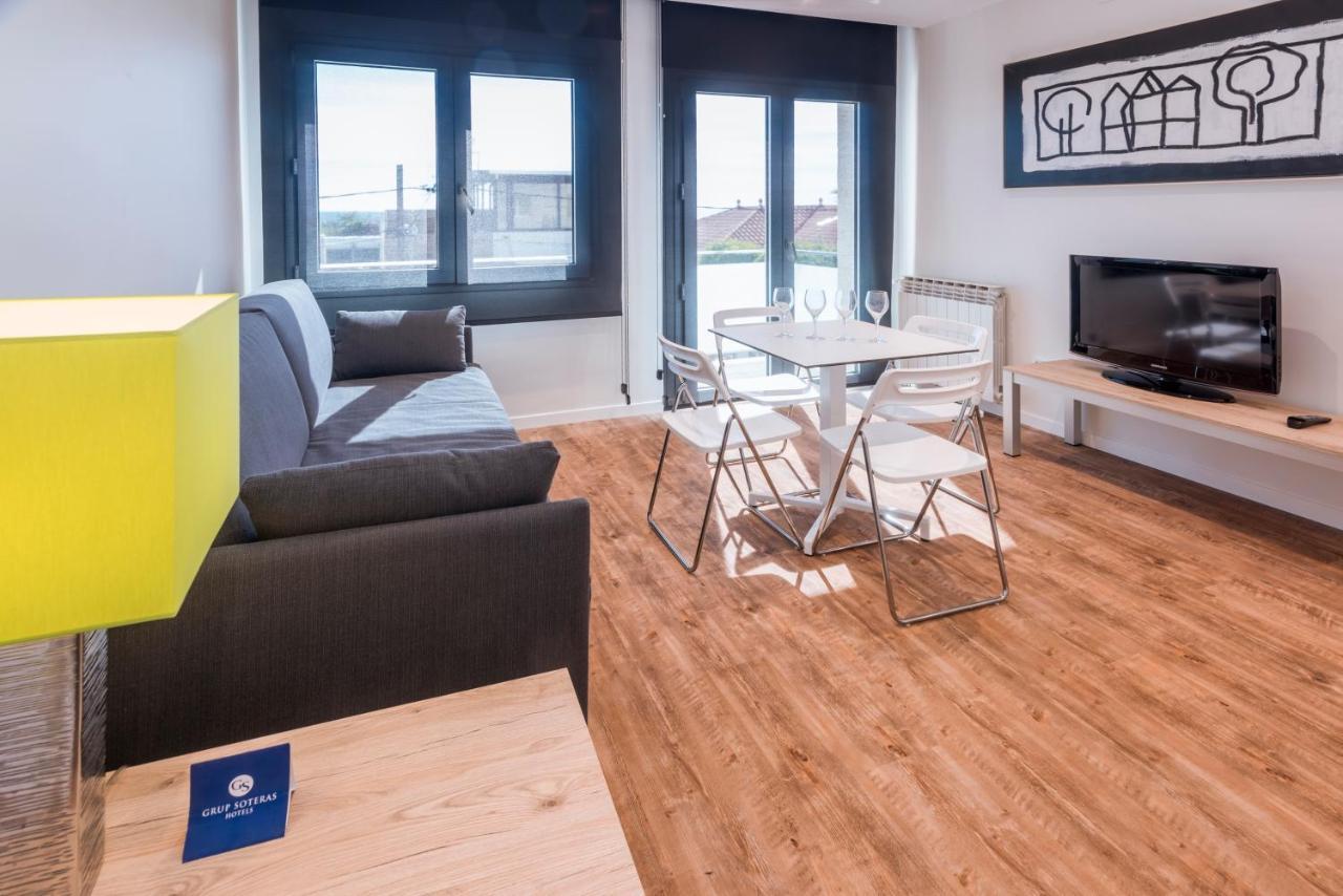 Apartments Playa De Castelldefels Dış mekan fotoğraf